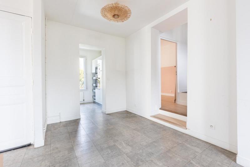 Maison - 135 m² - 7 pièces