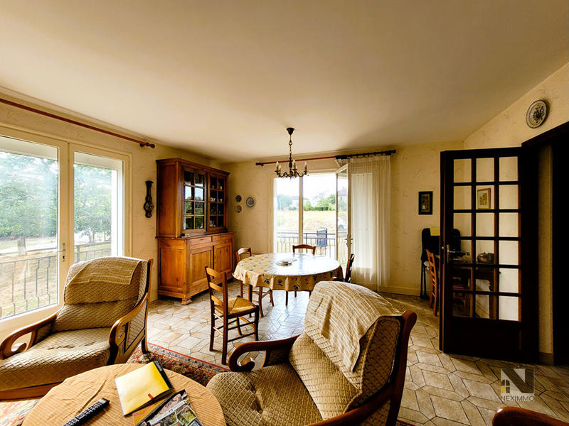 Maison - 93 m² - 5 pièces