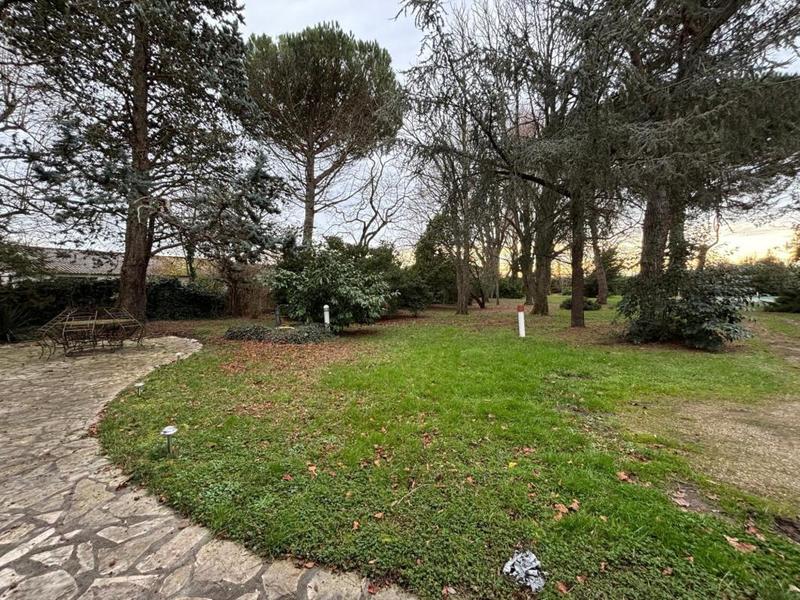 Villa - 268 m² - 7 pièces