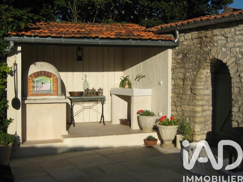 Maison - 458 m² - 10 pièces