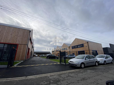 Local d'activités - 206 m²