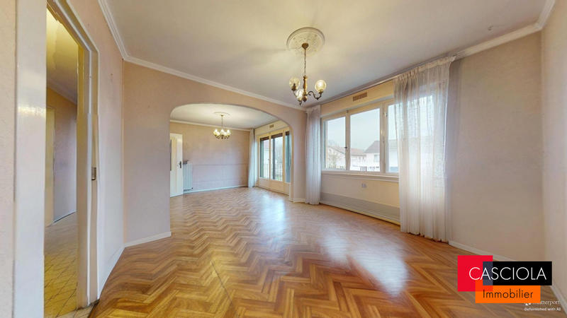 Maison - 75 m² - 5 pièces