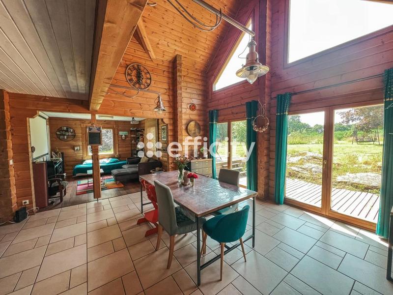 Maison - 160 m² - 6 pièces