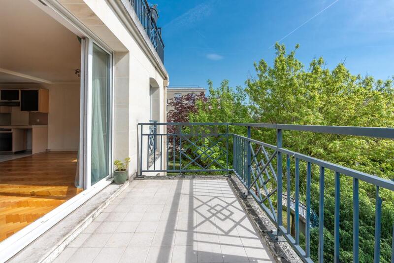 Appartement - 93 m² - 3 pièces