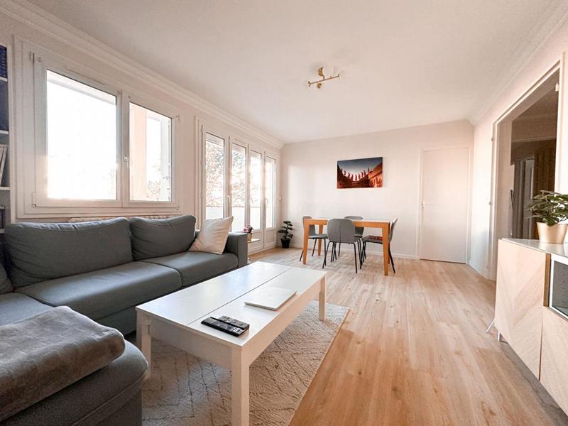 Appartement - 82 m² - 4 pièces