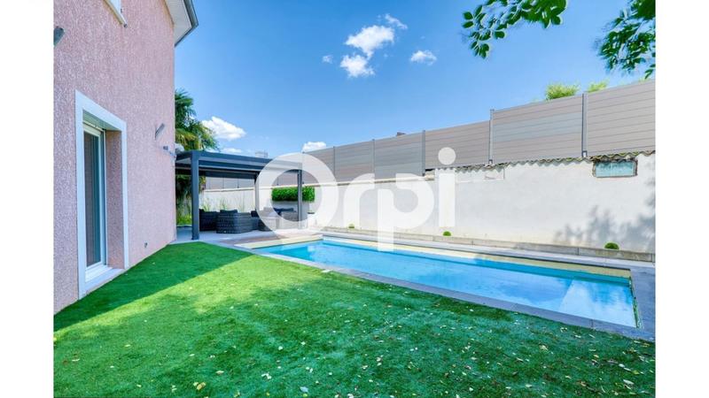 Villa - 220 m² - 7 pièces