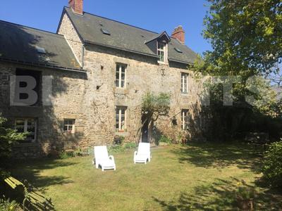 Maison en pierre - 147 m² - 7 pièces