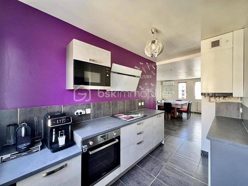 Appartement - 70 m² - 3 pièces