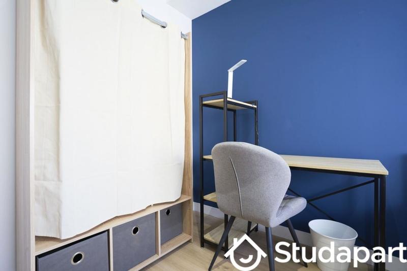 Chambre - 12 m² - 1 pièce