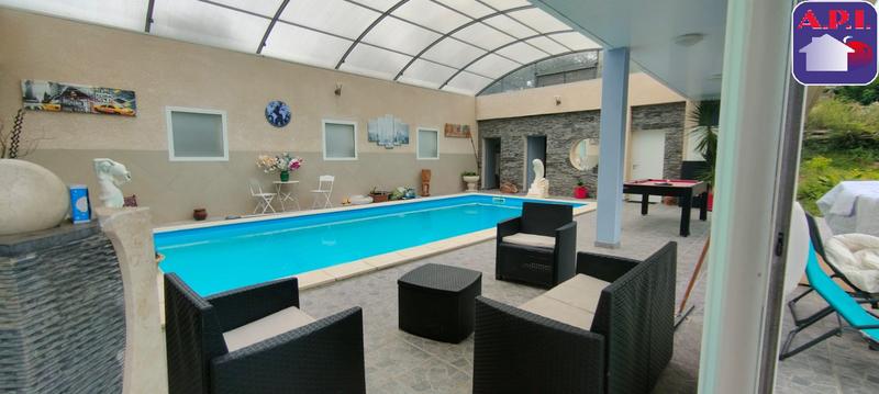 Maison - 180 m² - 4 pièces