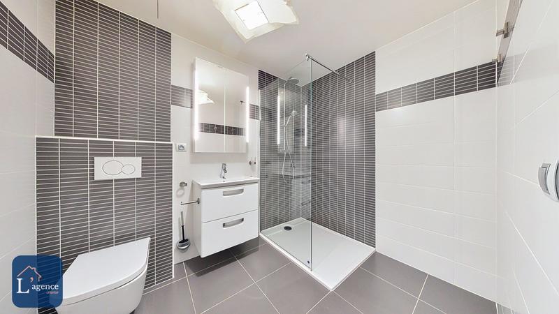 Appartement - 133 m² - 4 pièces