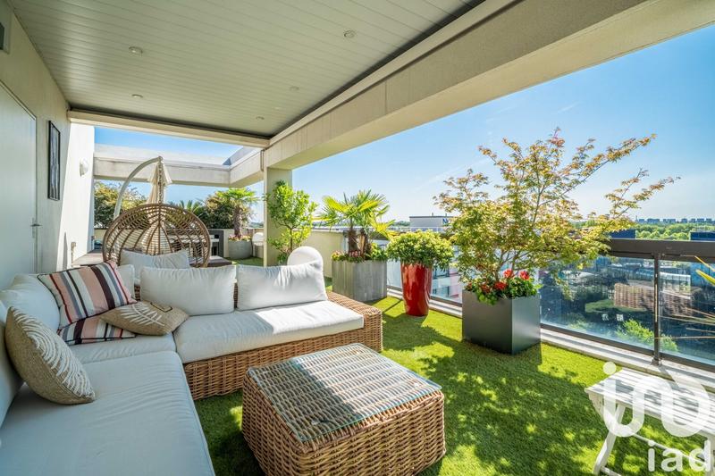 Duplex - 239 m² - 7 pièces