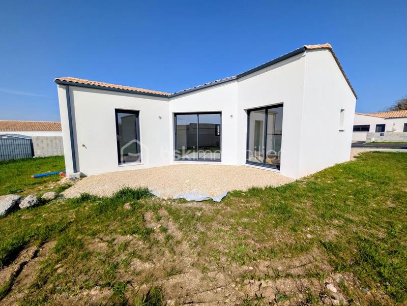 Maison traditionnelle - 77 m² - 4 pièces