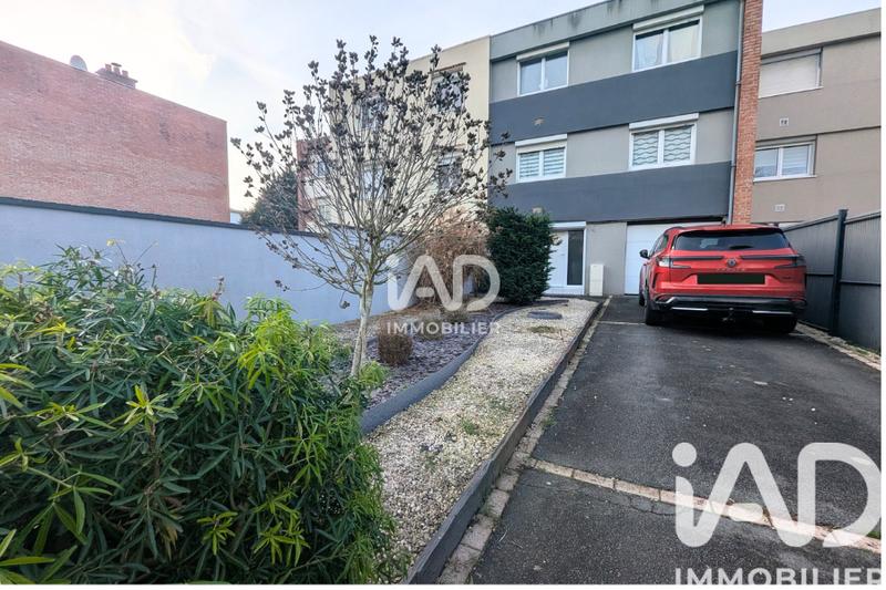 Maison de ville - 108 m² - 4 pièces