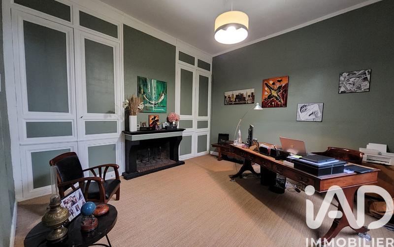 Maison - 313 m² - 10 pièces