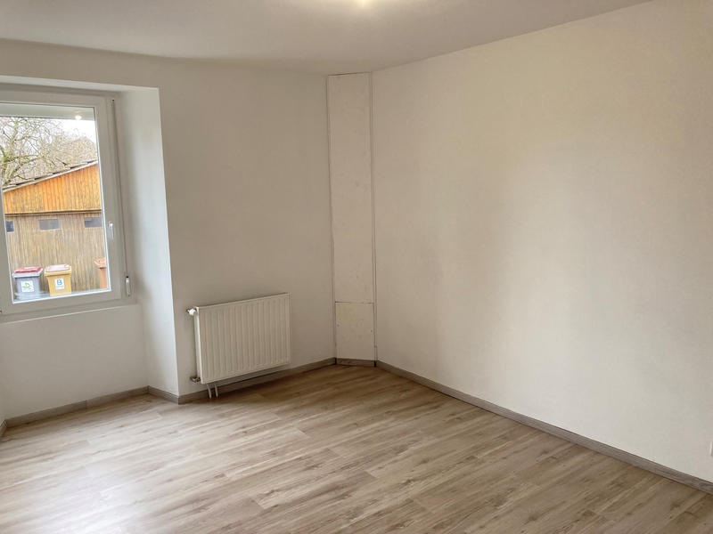 Appartement - 80 m² - 3 pièces