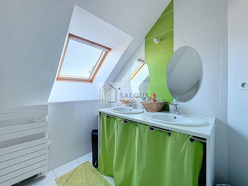 Maison - 115 m² - 6 pièces