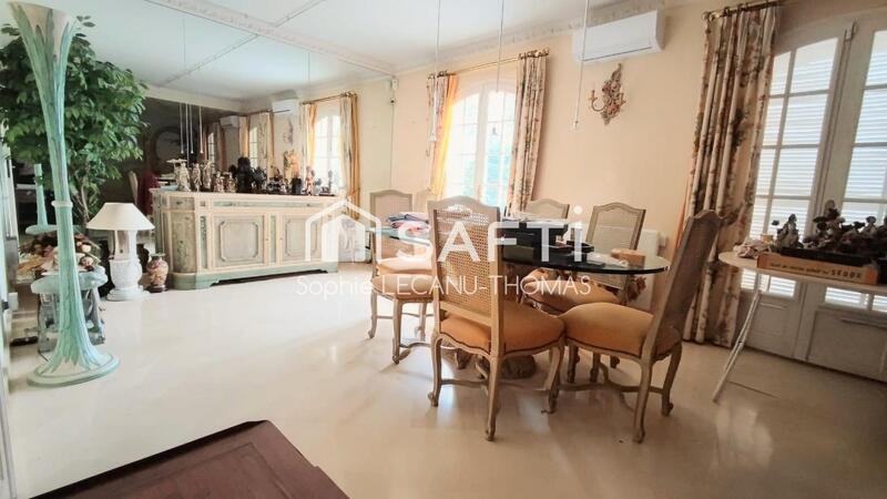 Villa - 170 m² - 6 pièces