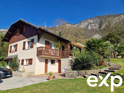 Maison - 110 m² - 4 pièces