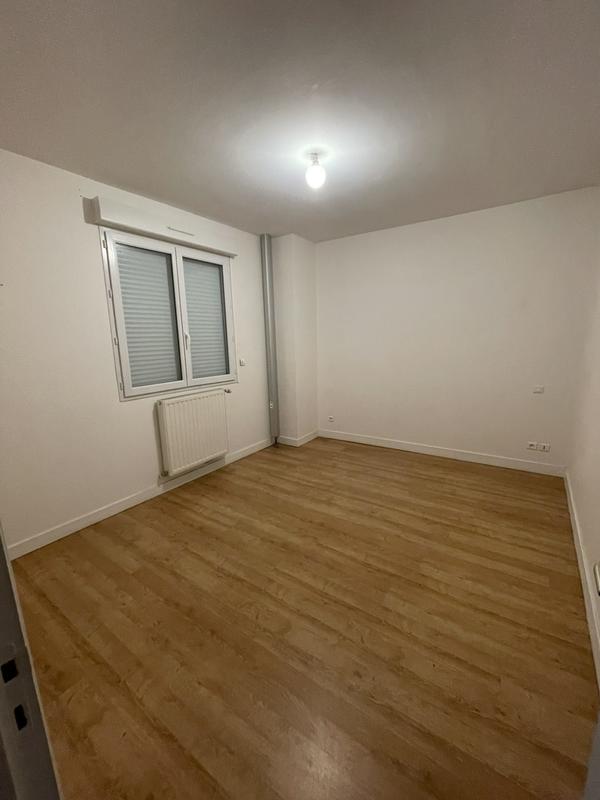 Maison traditionnelle - 280 m² - 11 pièces