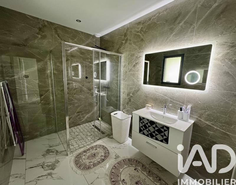 Maison - 146 m² - 5 pièces