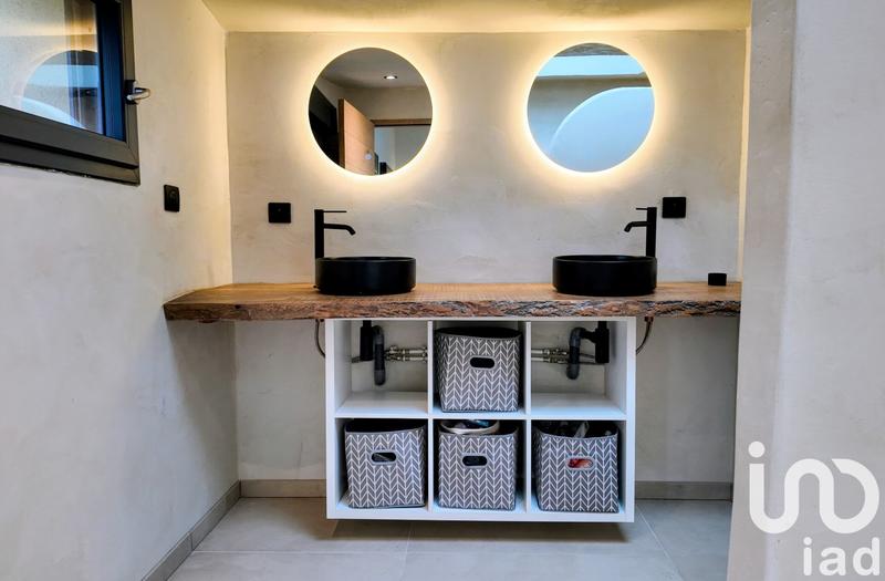 Maison - 187 m² - 5 pièces