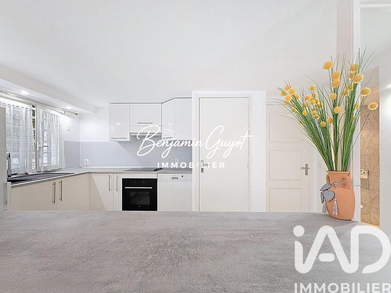 Maison - 122 m² - 5 pièces