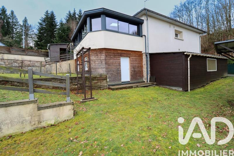 Maison - 170 m² - 9 pièces