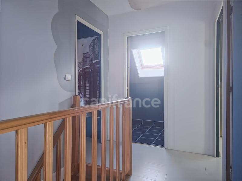 Maison - 140 m² - 8 pièces