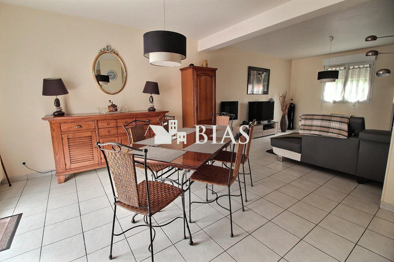 Maison - 88 m² - 4 pièces