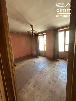 Maison - 195 m² - 9 pièces