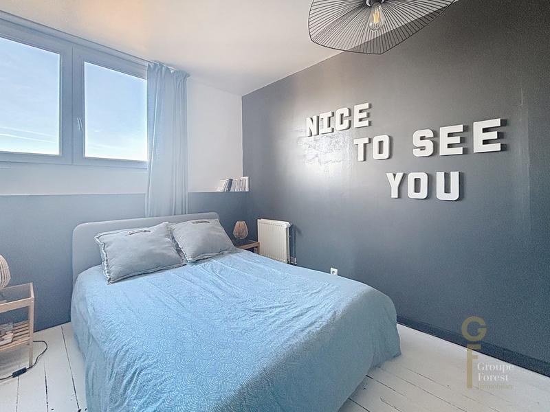 Maison - 210 m² - 6 pièces