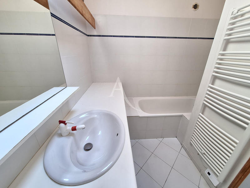 Maison - 151 m² - 7 pièces