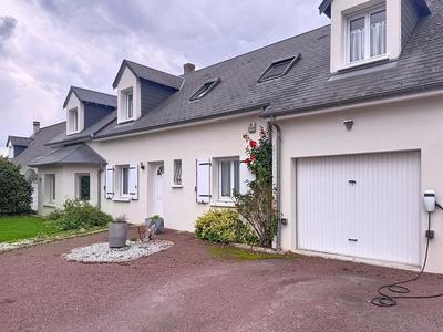 Maison - 160 m² - 8 pièces