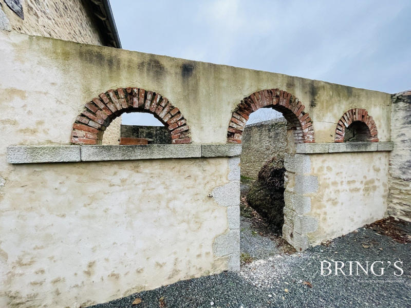 Maison ancienne - 259 m² - 8 pièces