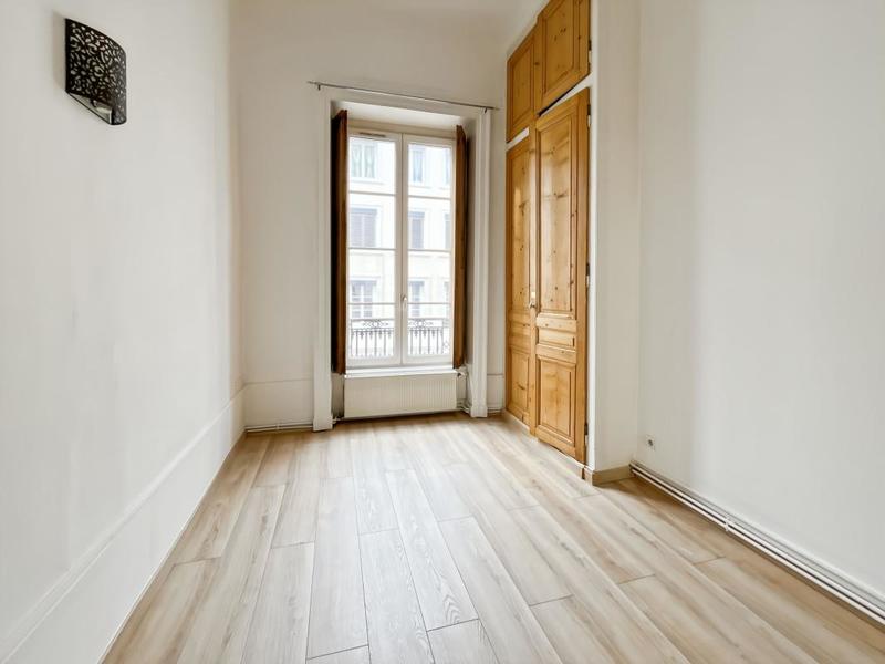 Appartement - 67 m² - 2 pièces