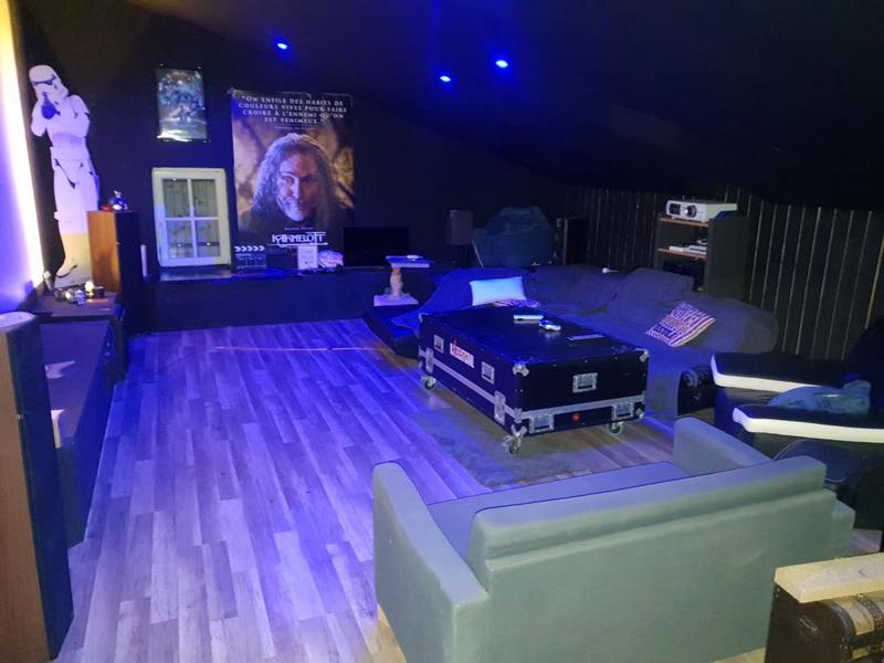 Maison ancienne - 205 m² - 8 pièces