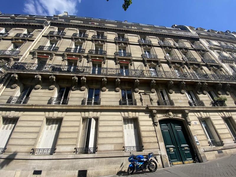 Appartement - 146 m² - 6 pièces