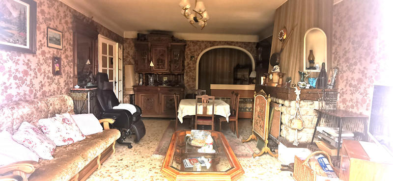 Maison - 143 m² - 8 pièces