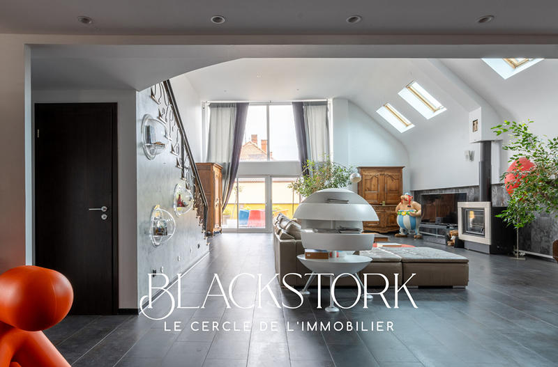 Appartement - 300 m² - 10 pièces