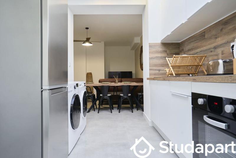 Chambre - 11 m² - 1 pièce