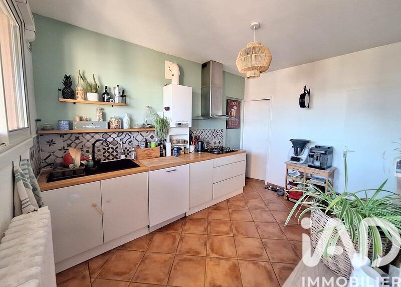 Appartement - 80 m² - 3 pièces