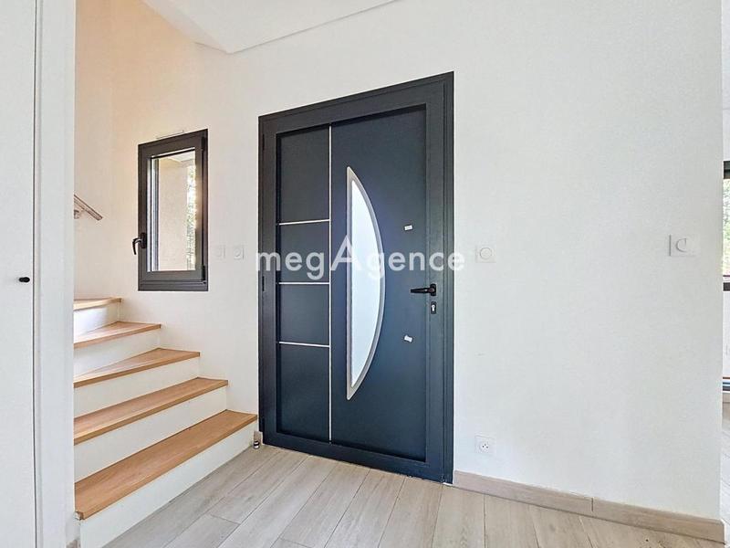 Maison - 108 m² - 5 pièces