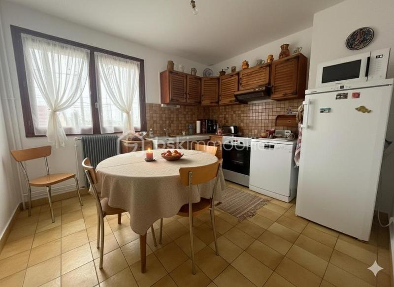 Maison - 100 m² - 5 pièces