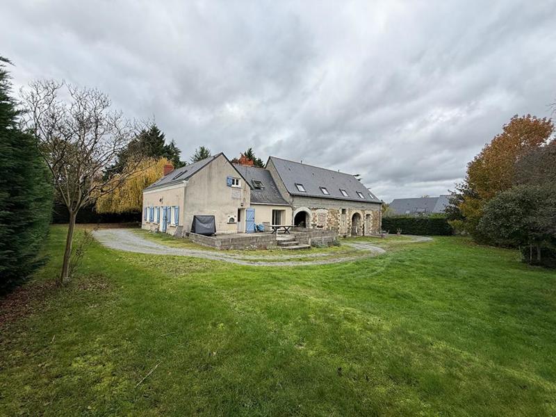 Maison - 229 m² - 11 pièces