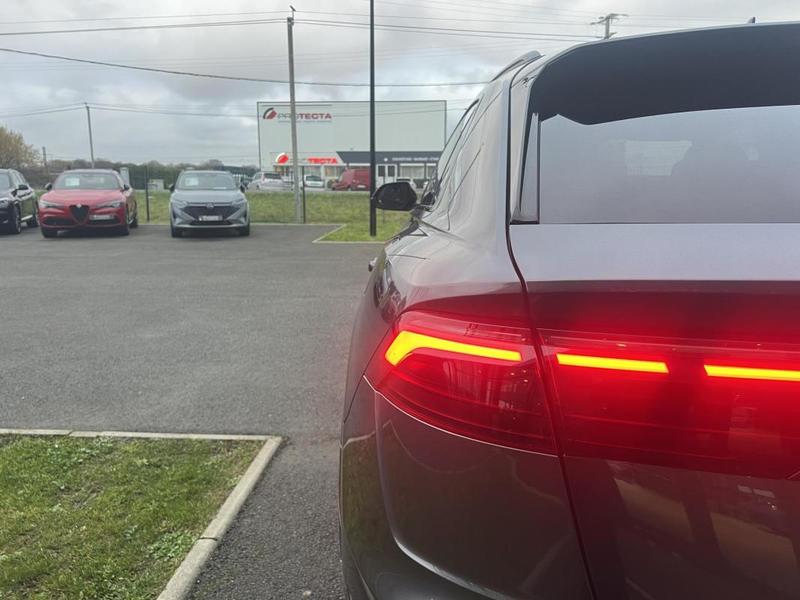 Audi Q8 phase II Quattro 60 Tfsi Bva 490 Black Line