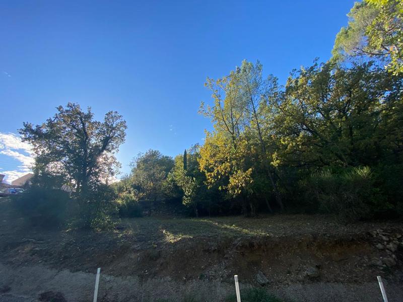 Terrain constructible - 401 m²