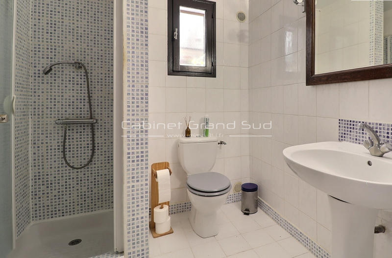 Villa - 195 m² - 8 pièces