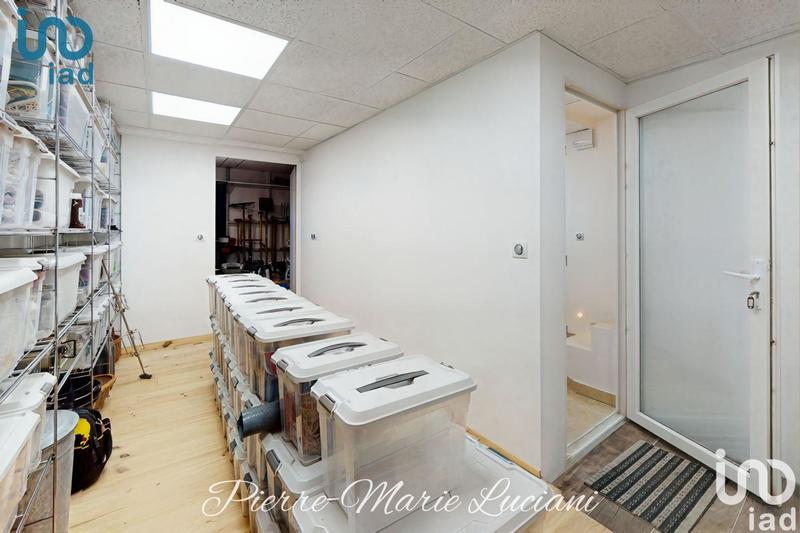 Maison - 185 m² - 6 pièces