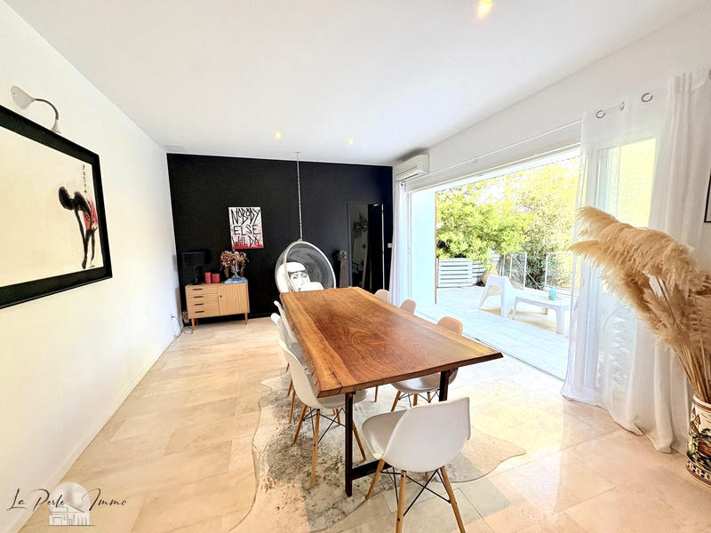 Mas - 210 m² - 5 pièces